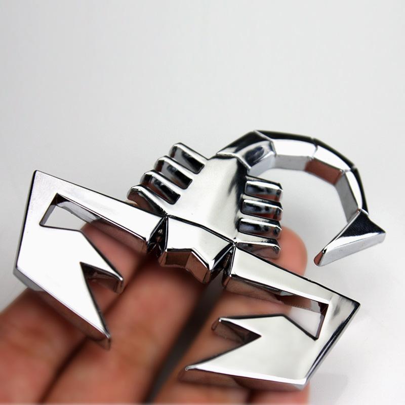 2pcs Scorpion Metallic Emblem Fender Badge