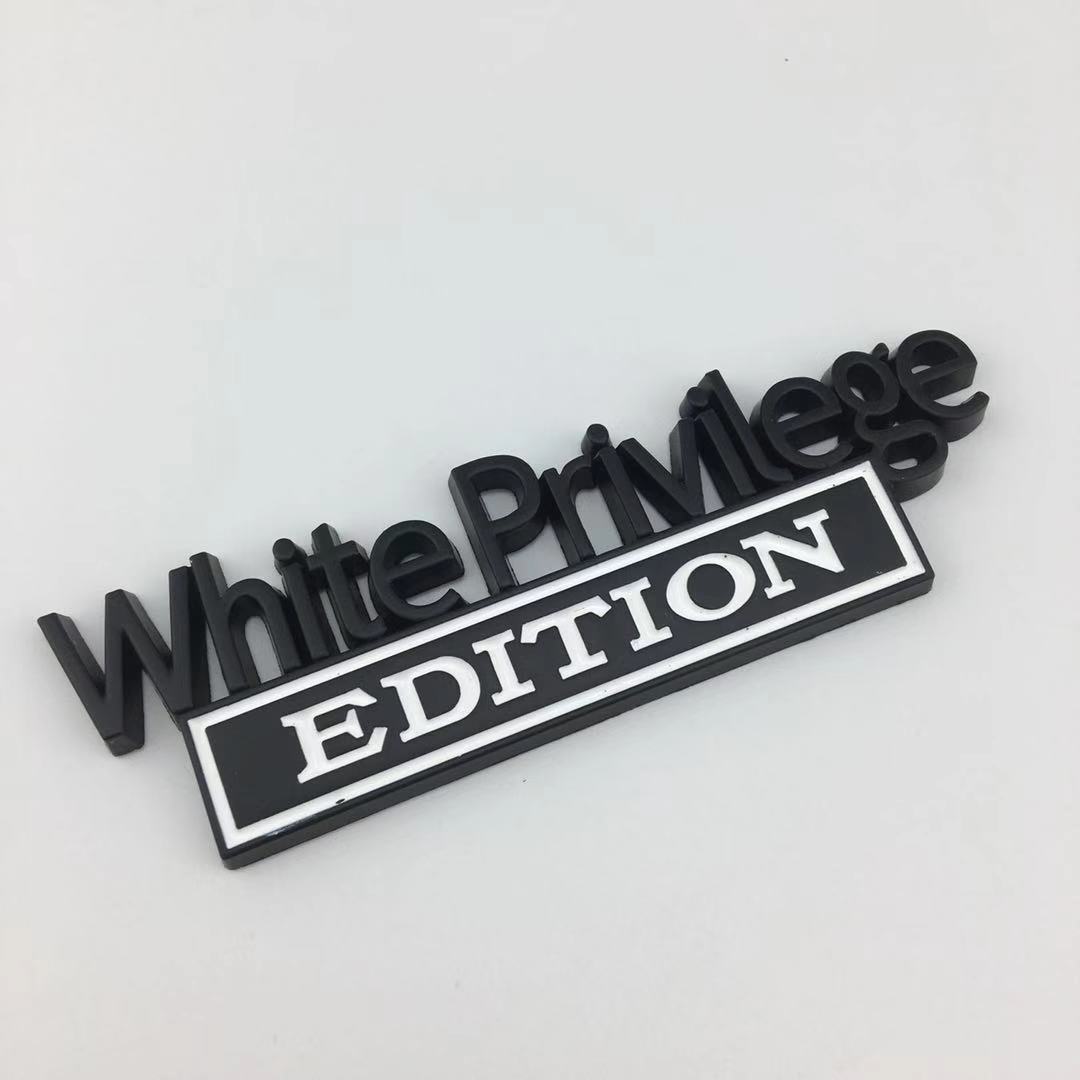 2 PCS Golden White Privilege Edition Emblem Fender Badge