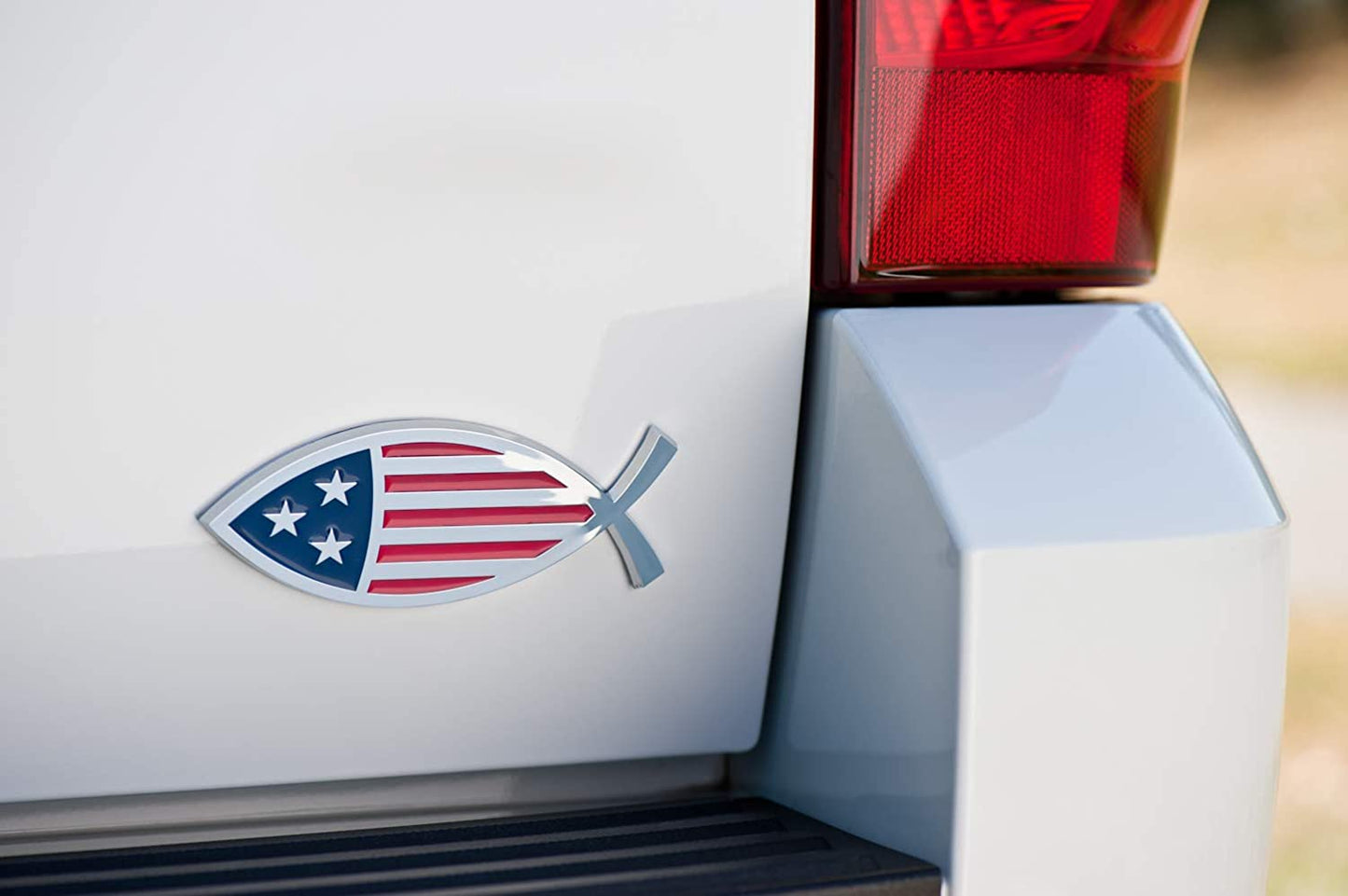 2pcs Star-Spangled Fish Metal Emblem